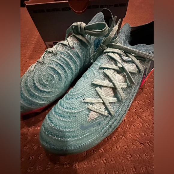 Nike Luna phantom soccer cleats - Picture 7 of 7